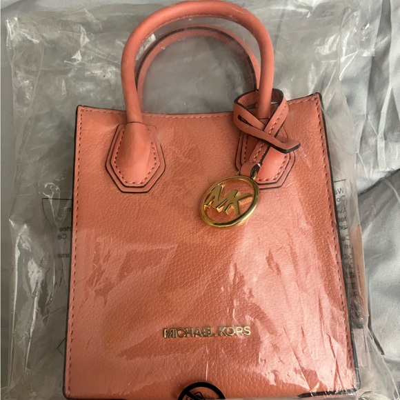Michael Kors Mini Tote Bag And Wallet - Picture 1 of 7
